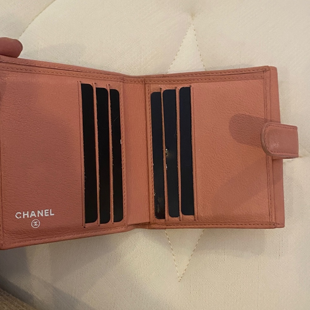 Chanel Pink Wallet - Picture 4 of 12